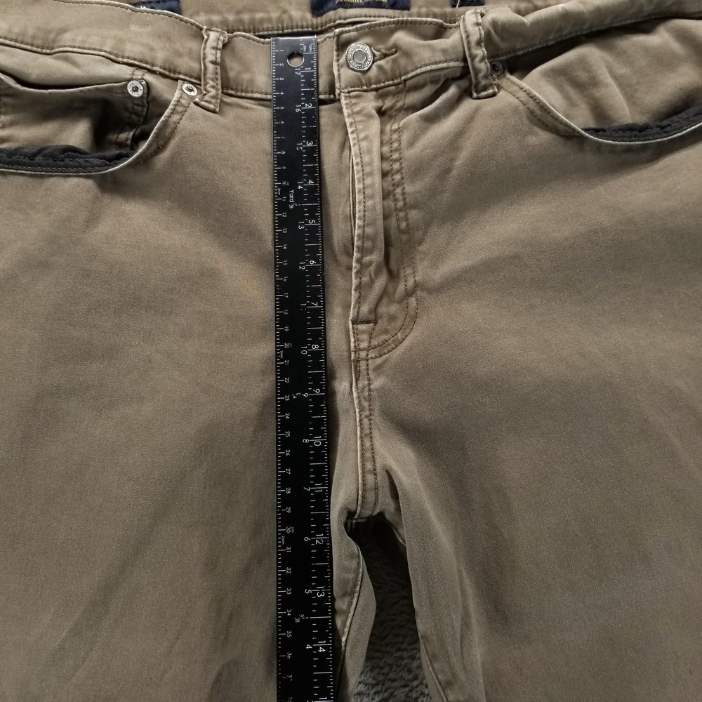 Lucky Brand Jeans Mens 38x30 Brown 121 Slim Straight Comfort Mid Rise - Picture 7 of 10